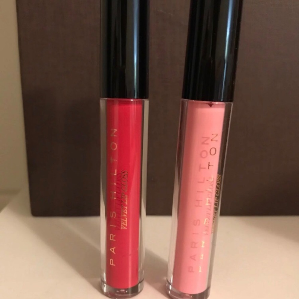 Paris Hilton Lipstick duo